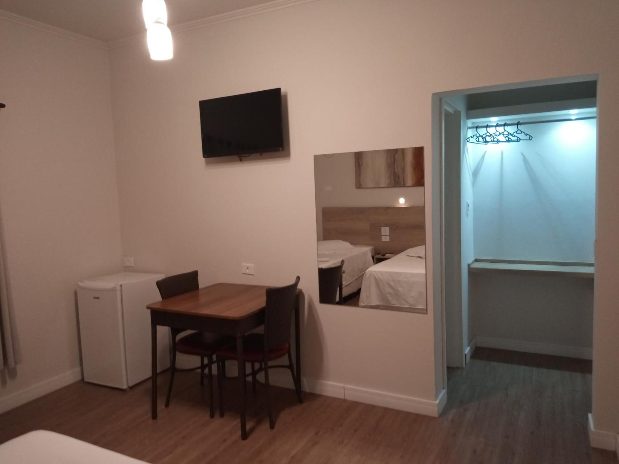 רג'יסטרו Smart Hotel חדר תמונה