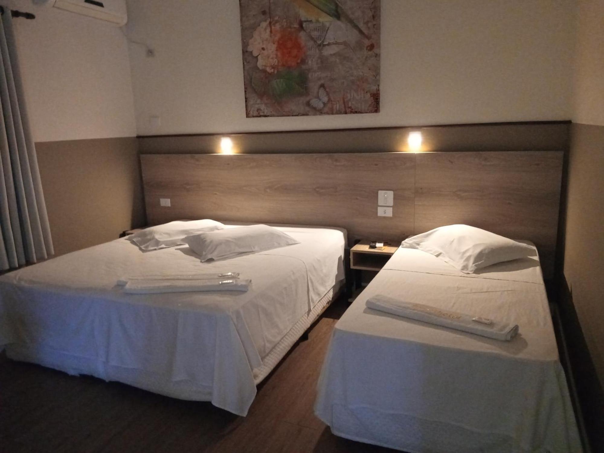רג'יסטרו Smart Hotel חדר תמונה